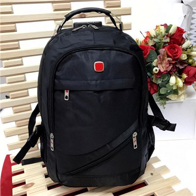 Высококачественный функциональный рюкзак Amato из износостойкой ткани чёрного цвета.