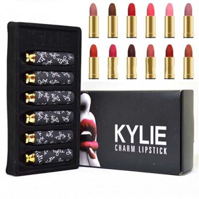 Помада для губ Kylie Charm Lipstick