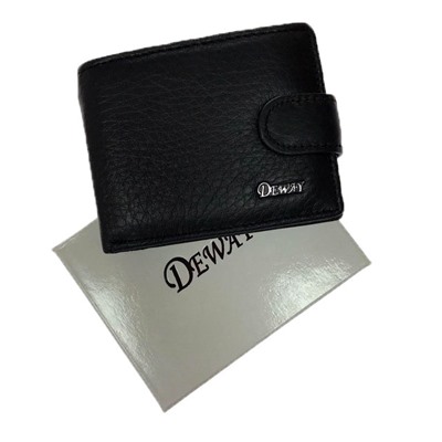 Мужской кошелек Deway из натуральной кожи чёрного цвета.