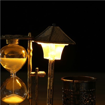 Песочные часы "Уличный фонарик", сувенирные, с подсветкой, карандашницей, 6.5 х 15.5 х 14.5 см, микс
