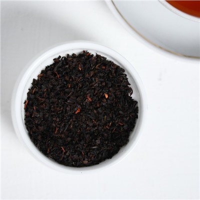 Подарочный набор «Крепкий чай»: кружка 300 мл, чай чёрный лимон и мята, 50 г
