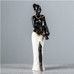 Сувенир-статуэтка средняя "Эфиопка с кувшином"  10*8*31 см  черная МИКС