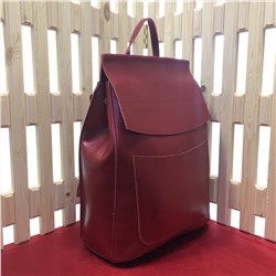 Стильная сумка-рюкзак Drummer формата А4 из прочной качественной натуральной кожи винного цвета.