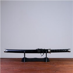 Сувенирное оружие «Катана на подставке», чёрные ножны под змеиную кожу, 49 см