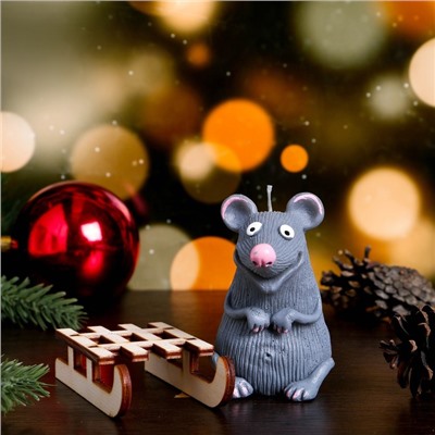 Свеча декоративная "Мышка на санках", 12×11×5,5 см
