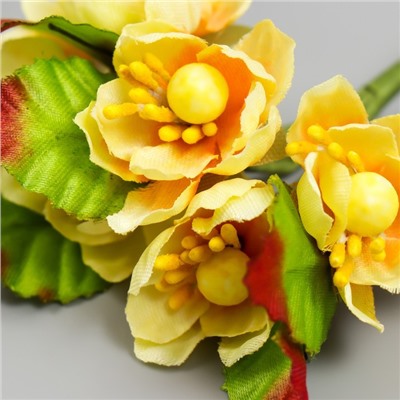 Цветы для декорирования "Циния" 1 букет=6 цветов 9 см жёлтый