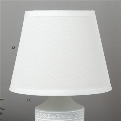 Настольная лампа 16529/1WT E14 40Вт белый 17,5х17,5х26,5 см
