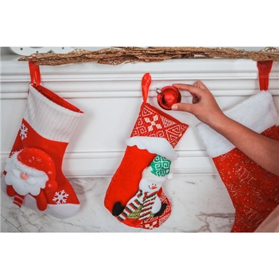 Носок для подарков "Снежный дом" Снеговик, 18,5х26 см, красный