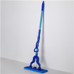 Швабра для мытья пола плоская со складным отжимом Доляна, насадка микрофибра 35×12 см, телескопическая ручка 102-130 см, цвет синий