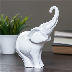 Фигура "Слон" белый глянец 15х8х18см