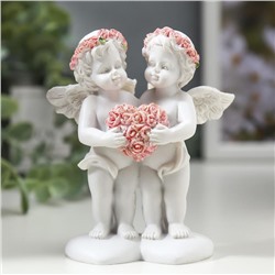 Сувенир полистоун "Ангелочки в розовых веночках с сердцем из роз" 10х8,5х5,5 см
