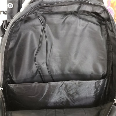 Высококачественный функциональный рюкзак Amato из износостойкой ткани чёрного цвета с дымчато-синими вставками.
