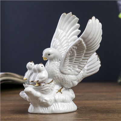 Сувенир керамика "Белый голубь с птенчиками" со стразами 13,5х11х7 см
