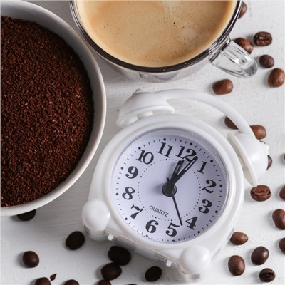Набор: кофе молотый 50 г, будильник "Проснись и пей"