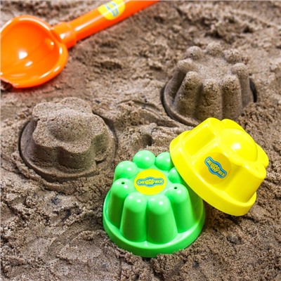 Набор для игры в песке: ведро, совок, 2 формочки, СМЕШАРИКИ цвет МИКС, 800 мл