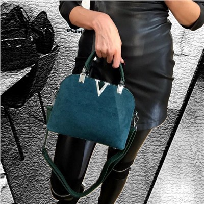 Миниатюрная сумочка Valentiggo с ремнем через плечо из искусственной замши и эко-кожи цвета морской волны.