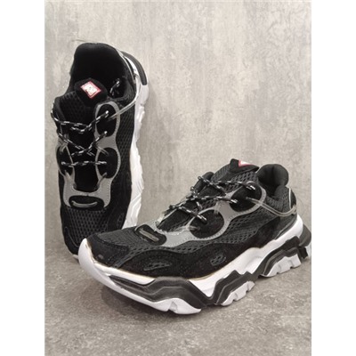 Мужские кроссовки А0107-1 черно-белые LSHI светоотражающие