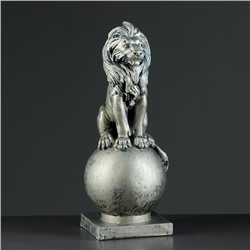 Фигура "Лев сидя на шаре" серебро