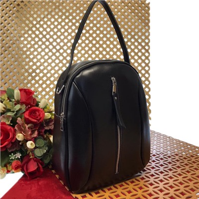 Эффектный рюкзак-трансформер Prime_Royal из гладкой прочной натуральной кожи чёрного цвета.