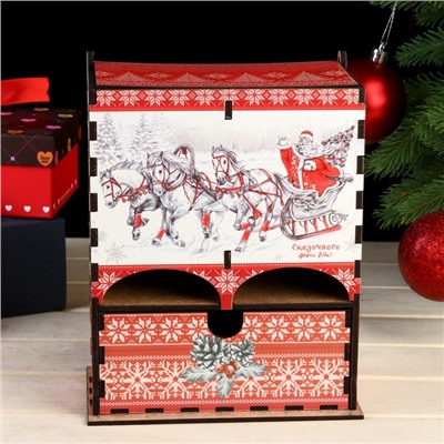Чайный домик "Дед Мороз на тройке лошадей" 20х15х7 см