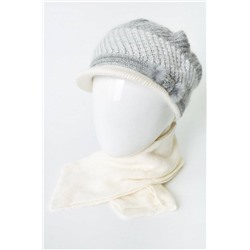 Комплект женский: шапка с козырьком и шарф (р. free size) арт. 389424