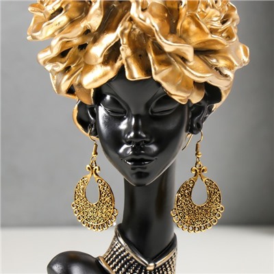 Сувенир полистоун "Африканка с золотыми розами в волосах, с ожерельем" чёрный 25х7х10 см