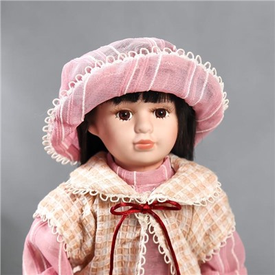 Кукла коллекционная керамика "Машенька в розовом платье и бежевой накидке" 40 см