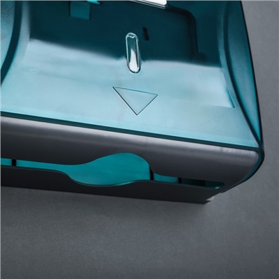 Диспенсер бумажных полотенец в листах, 25,5×20×10 см, пластиковый, цвет голубой