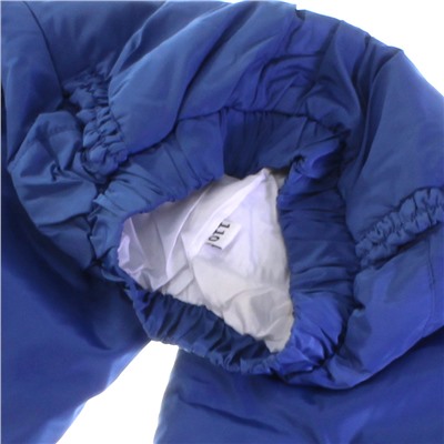 Рост 140-150. Утепленные детские штаны с подкладкой из полиэстера Federlix цвета синего кобальта.