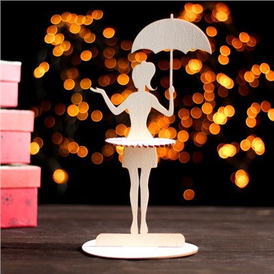 Салфетница деревянная «Девушка с зонтиком», 25×13×13 см