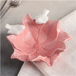 Блюдо «Голубки на цветке», 16,5×18 см, цвет розовый