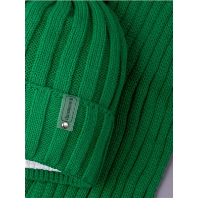 Шапка вязаная детская с бубоном, нашивка В МОМЕНТЕ! + шарф, зеленый