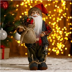 Дед Мороз в клетчатой шубке с фонариком и мешком 30 см