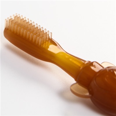 Детская зубная щетка-массажер, «Мышка», силикон, с ограничителем, цвет коричневый