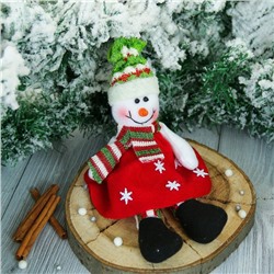 Мягкая игрушка "Снеговик в платье со снежинками" 9*25 см