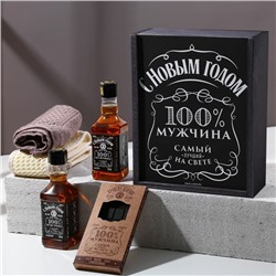 Набор "С Новым годом" в деревянном ящике:  гель для душа, шампунь, мыло в форме плитки шоколада, полотенце, мочалка