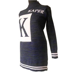 Размер единый 42-46. Удлиненный свитер Bizarre цвета темный индиго c контрастными нитями и нашивкой.