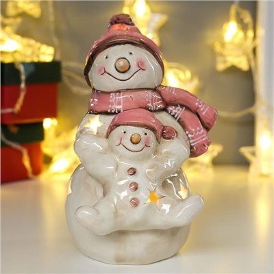 Сувенир керамика свет "Снеговик со снеговичком в розовых колпаках" 17,5х11х12,5 см