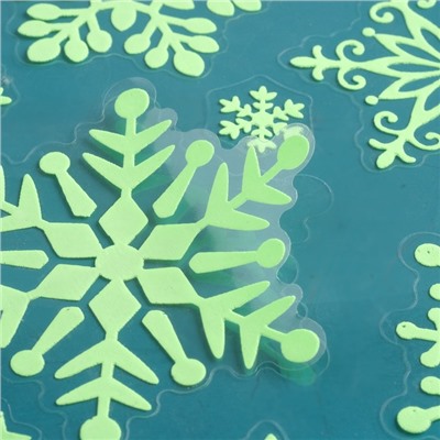Наклейки на окна "Новогодние" снежинки, 28 х 19 см