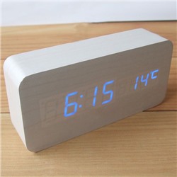 Часы-будильник Прямоугольник с термометром деревянные цвет: белое дерево синие цифры зв. активация