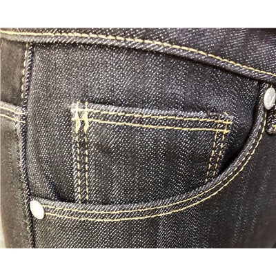 Размер 44. Рост 165. Женские утепленные джинсы C.V.B. черного цвета со светлыми переходами.