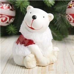 Сувенир керамика "Белый медвежонок в красном жилете" 8,5х7х6,5 см