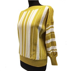 Размер единый 42-46. Модельный женский джемпер Warm_Rain с блестящей нитью горчично-желтого цвета с белыми полосками.