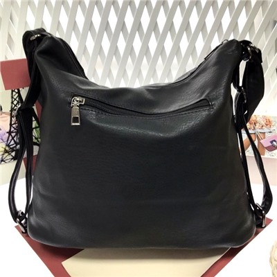 Функциональная сумка Evrica из качественной матовой эко-кожи черного цвета.