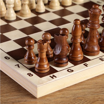 Шахматные фигуры, король h=8 см, пешка h=4 см