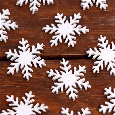 Новогодний набор для декора «Снежинки» на клеевой основе