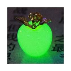 LGK001-2 Светящийся кулон Яблоко 19х14мм, нефрит, цвет свечения зеленый