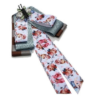 Брошь-галстук с декором "Бабочка-кристалл"