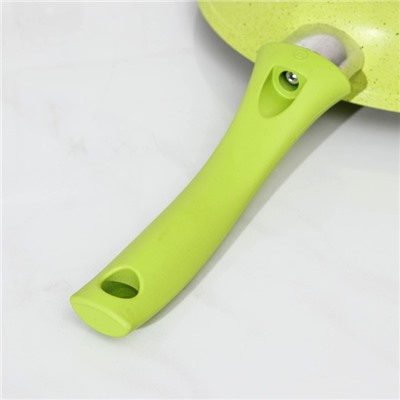 Сковорода Trendy style, d=22 см, пластиковая ручка, антипригарное покрытие, цвет зелёный
