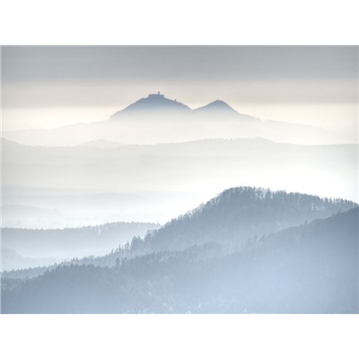3D Фотообои «Горы в туманной пелене»